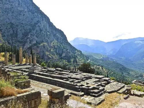 Día 3 desde Atenas Un Viaje a Delfos: Donde lo Divino y lo Humano se Encuentran
