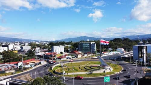 Traslado al Aeropuerto Internacional de San José