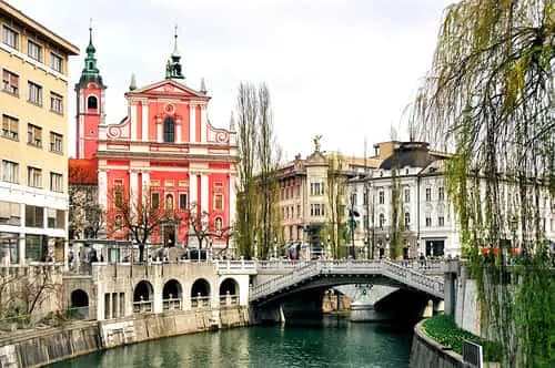 (Lunes) Ljubljana - Zagreb
