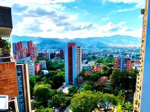 Tour de Ciudad + Comuna 13 (12 horas)